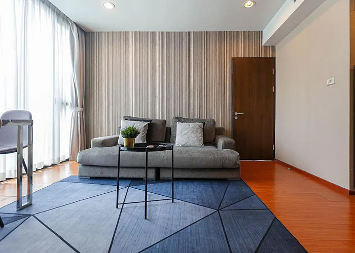 Vibe Thonglor Rooftop Sky Pool Апартаменты *