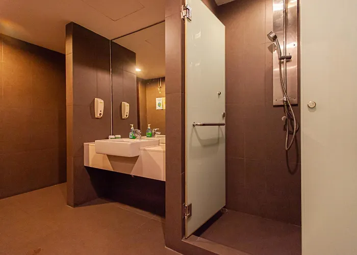 Vibe Thonglor Rooftop Sky Pool Апартаменты *